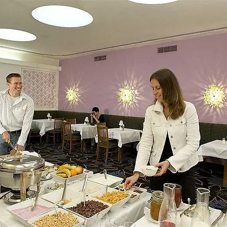 Aktivhotel Weisser Hirsch 4*
