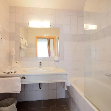 Aktivhotel Weisser Hirsch Отель Мариацелль