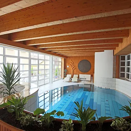 Aktivhotel Weisser Hirsch Отель Мариацелль