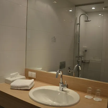 Aktivhotel Weisser Hirsch فندق ماريازيل