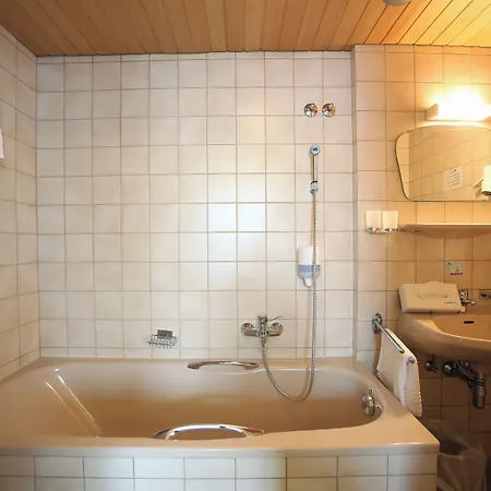Aktivhotel Weisser Hirsch 4*