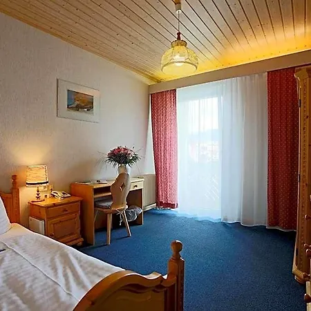 מלון Aktivhotel Weisser Hirsch מריהצל