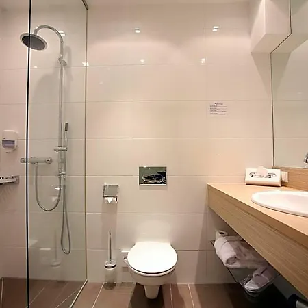 מלון Aktivhotel Weisser Hirsch 4*