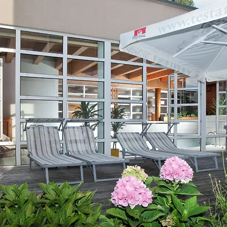 Hotel Aktivhotel Weisser Hirsch 4*