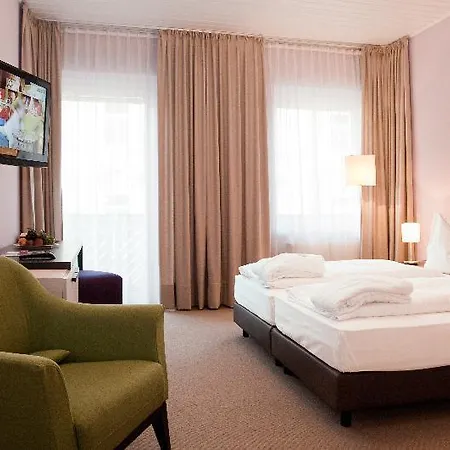 Aktivhotel Weisser Hirsch 4* Мариацелль