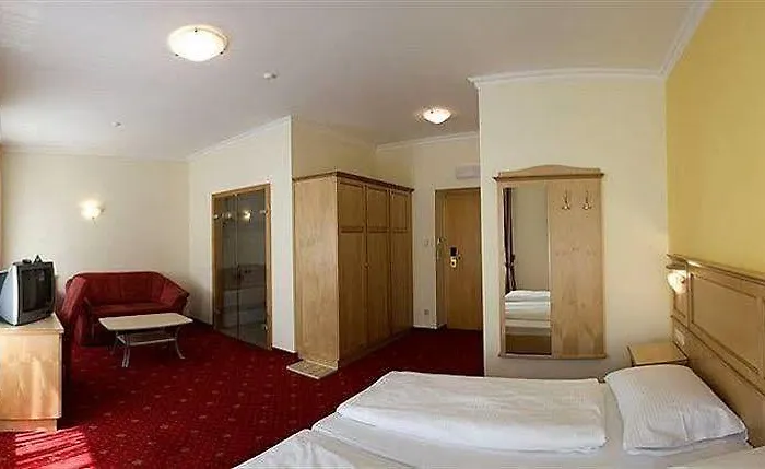 Aktivhotel Weisser Hirsch 4* Mariazell